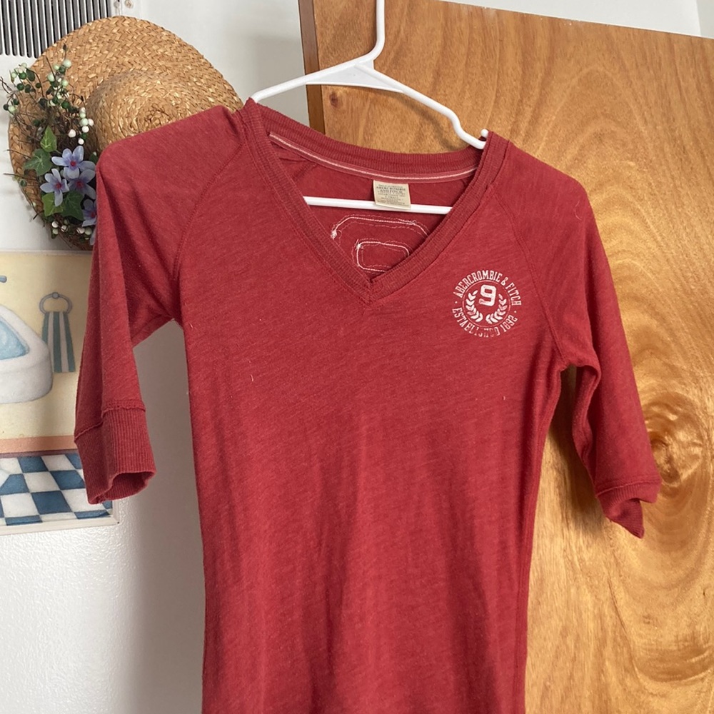 XS Wine Abercrombie 3/4 sleeve shirt